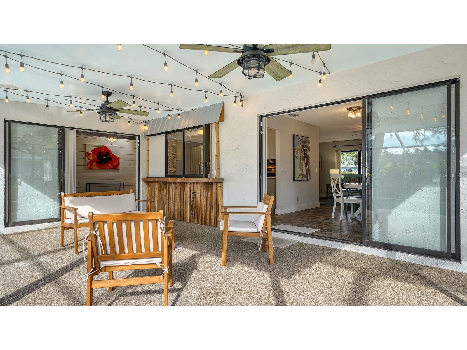2291 Pine View Circle Sarasota FL 34231 A4693893 image2