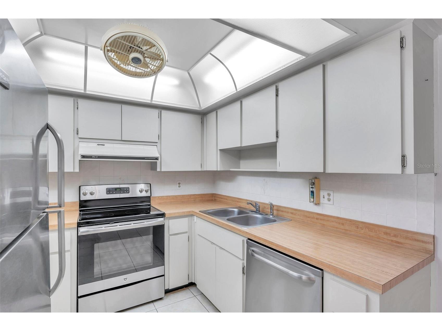 2291 Shelly Drive #D Palm Harbor FL 34684 TB8509267 image14