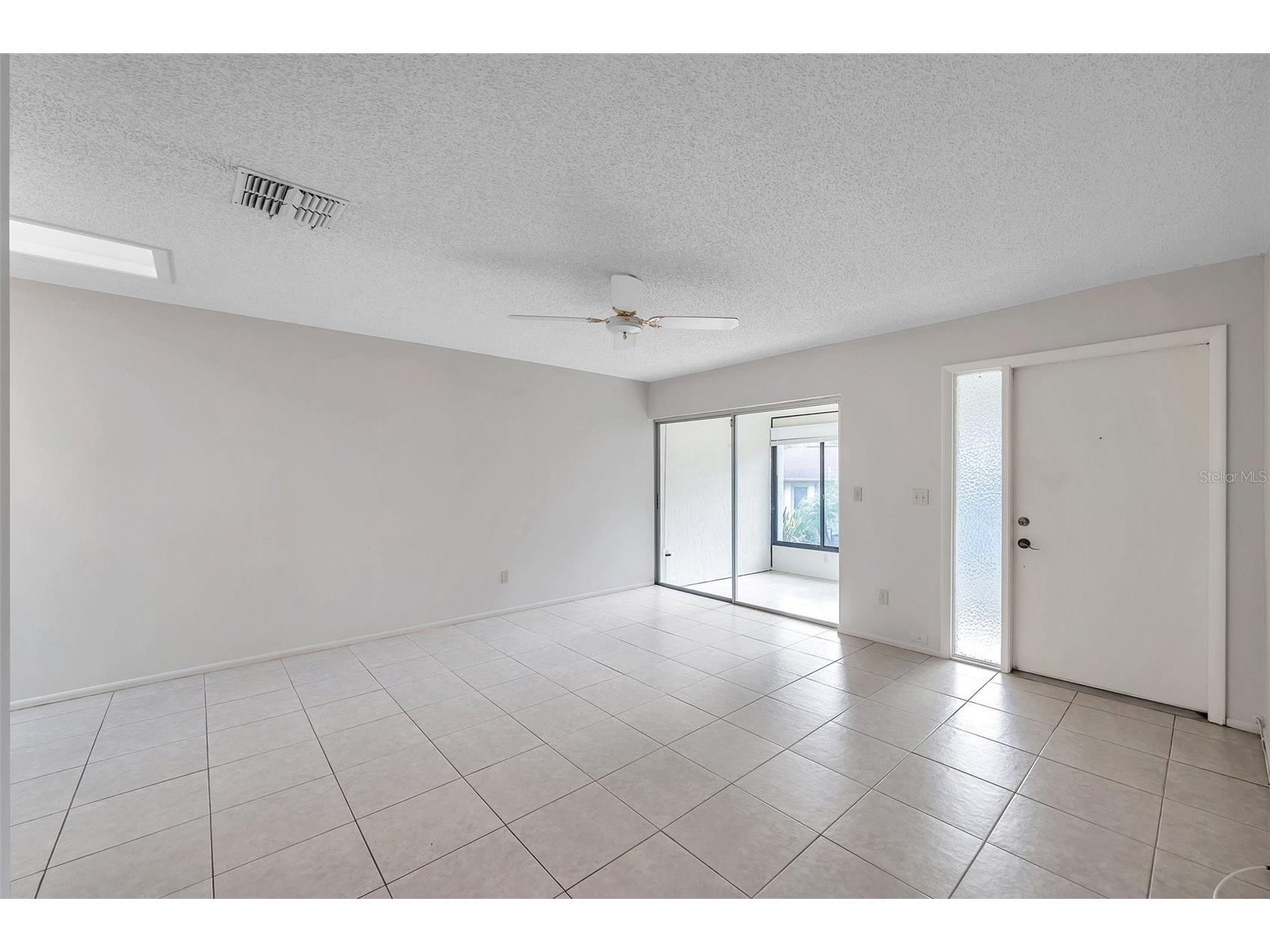 2291 Shelly Drive #D Palm Harbor FL 34684 TB8509267 image6