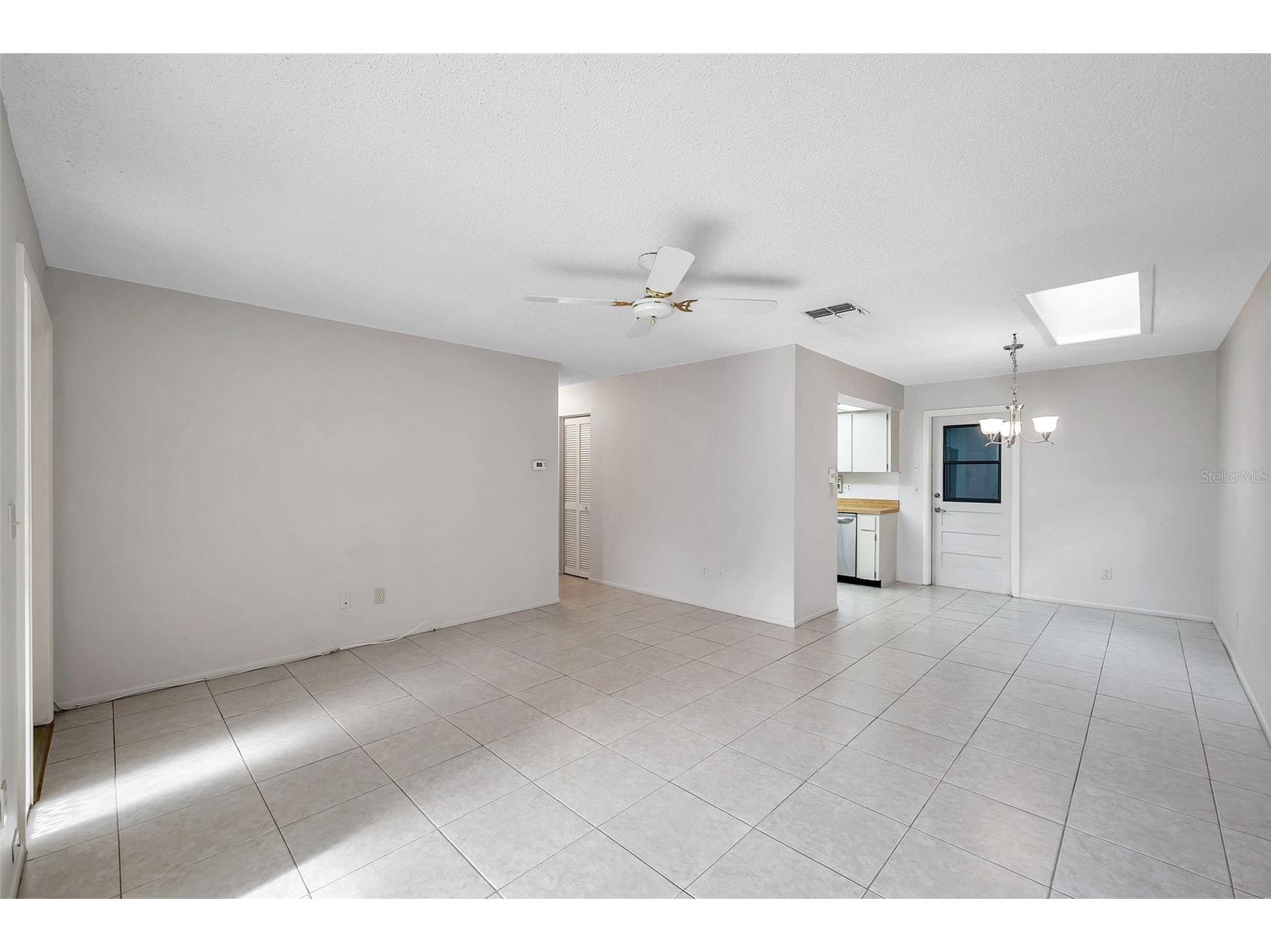 2291 Shelly Drive Drive #D Palm Harbor FL 34684 - LAKE TARPON TB8502691 image9