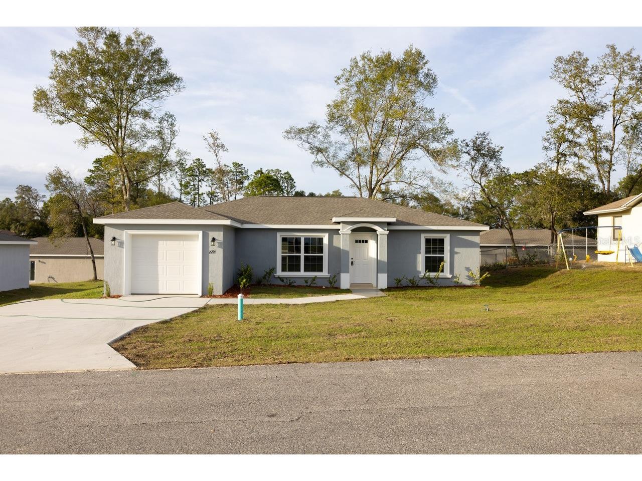 2291 W Eric Drive Dunnellon FL 34434 G5105689 image1