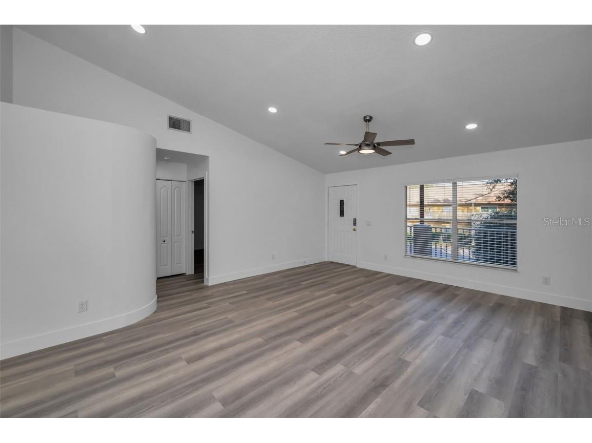 2292 Austrian Lane #34 Clearwater FL 33763 TB8322901 image3