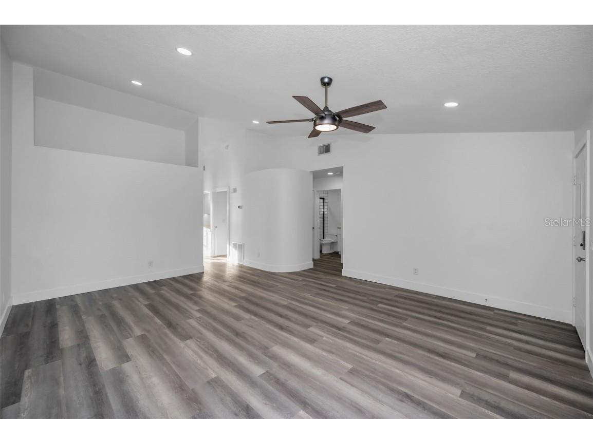 2292 Austrian Lane #34 Clearwater FL 33763 TB8322901 image4