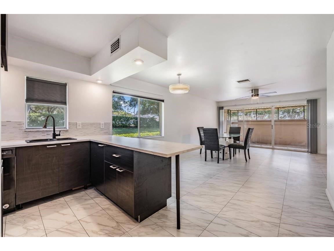 2292 Oak Neck Road #A Clearwater FL 33763 TB8448486 image6