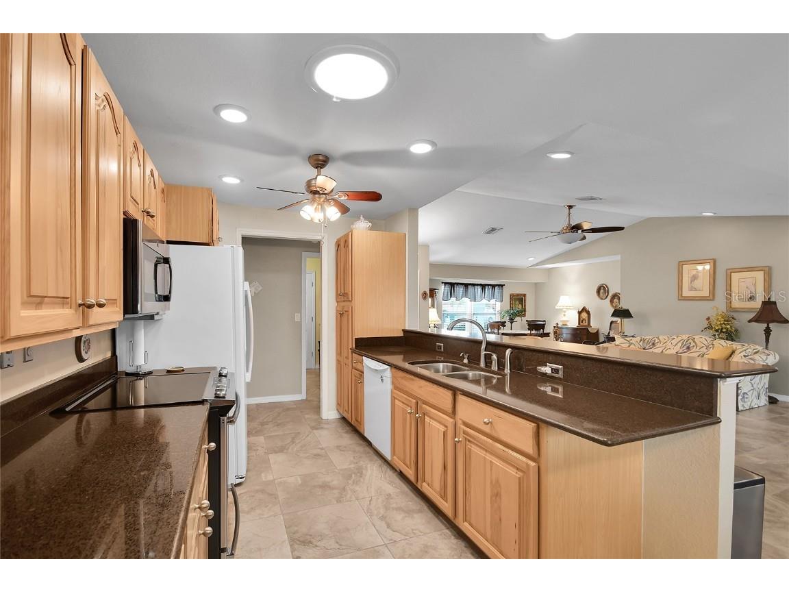 2293 Rio De Janeiro Avenue Punta Gorda FL 33983 C7519102 image12