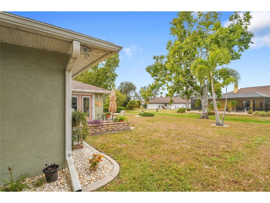 2293 Rio De Janeiro Avenue Punta Gorda FL 33983 C7519102 image37