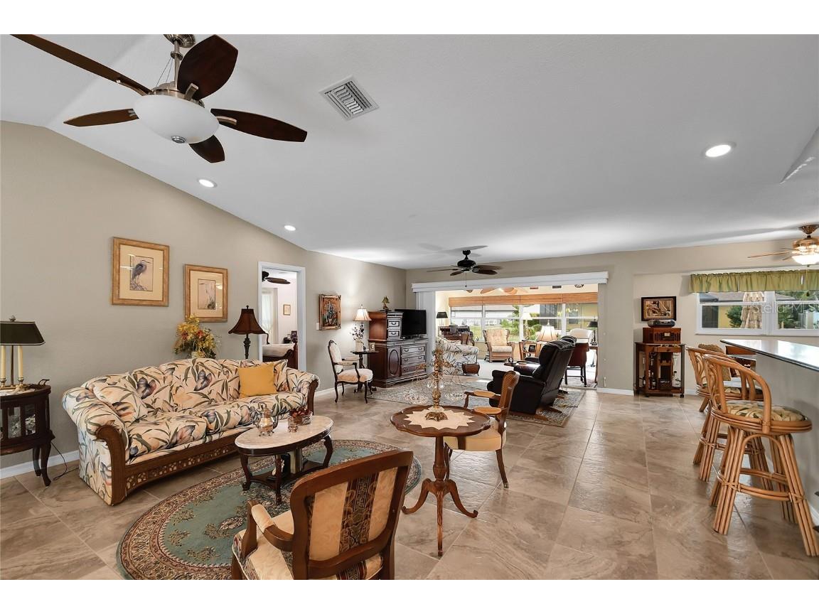 2293 Rio De Janeiro Avenue Punta Gorda FL 33983 C7519102 image4