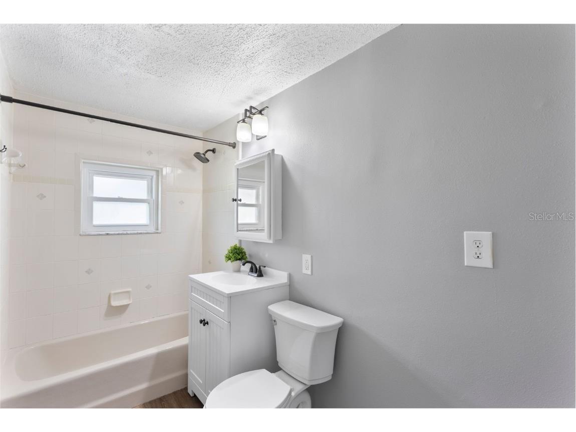 2294 S Shine Avenue Orlando FL 32806 O6346927 image12