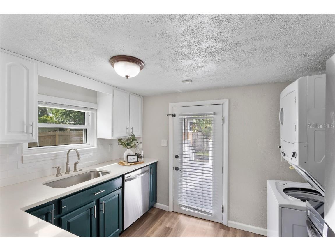 2294 S Shine Avenue Orlando FL 32806 O6346927 image13