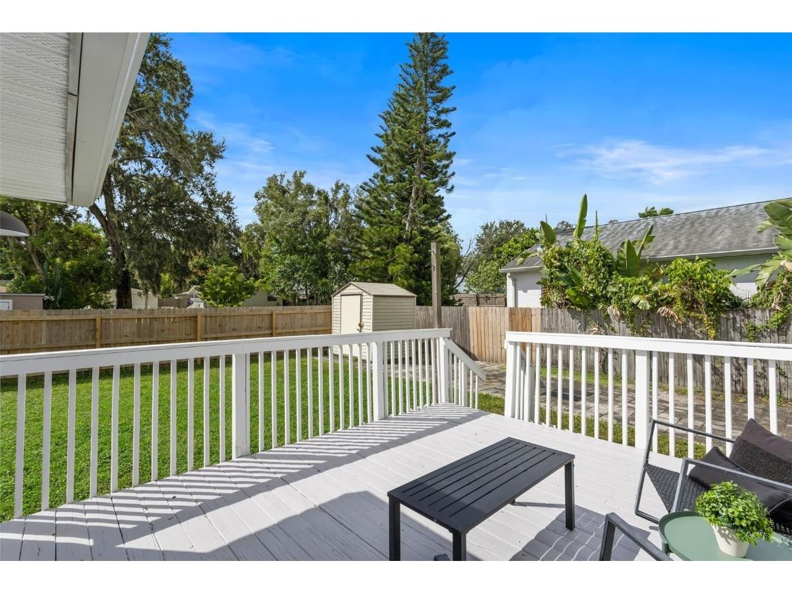 2294 S Shine Avenue Orlando FL 32806 O6346927 image17