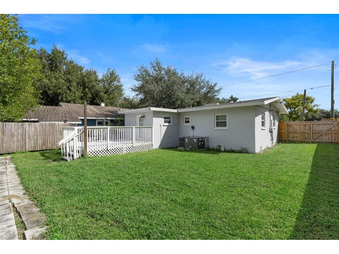 2294 S Shine Avenue Orlando FL 32806 O6346927 image22