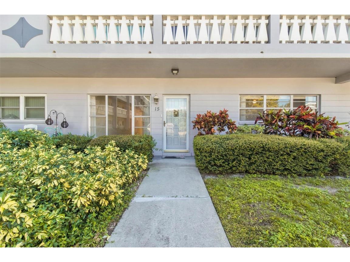 2295 Americus Boulevard E #15 Clearwater FL 33763 G5076043 image1