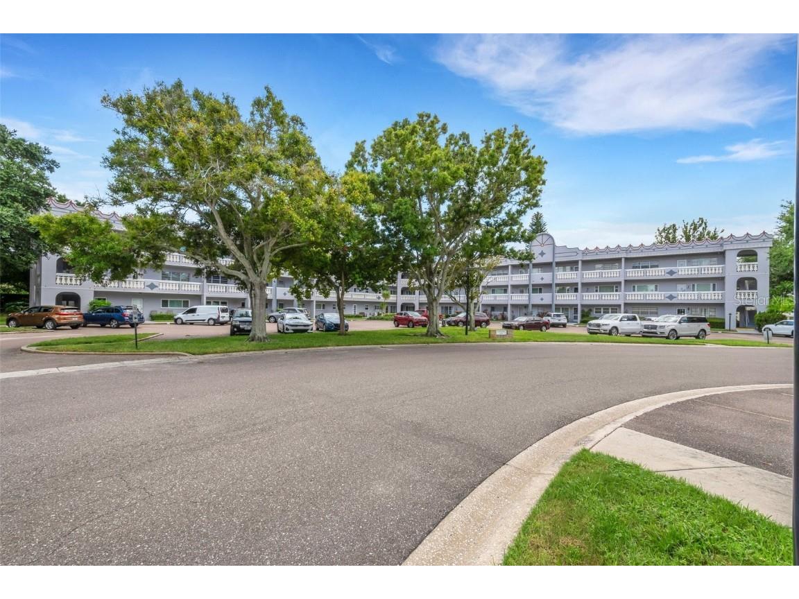 2295 Americus Boulevard E #53 Clearwater FL 33763 TB8305510 image1