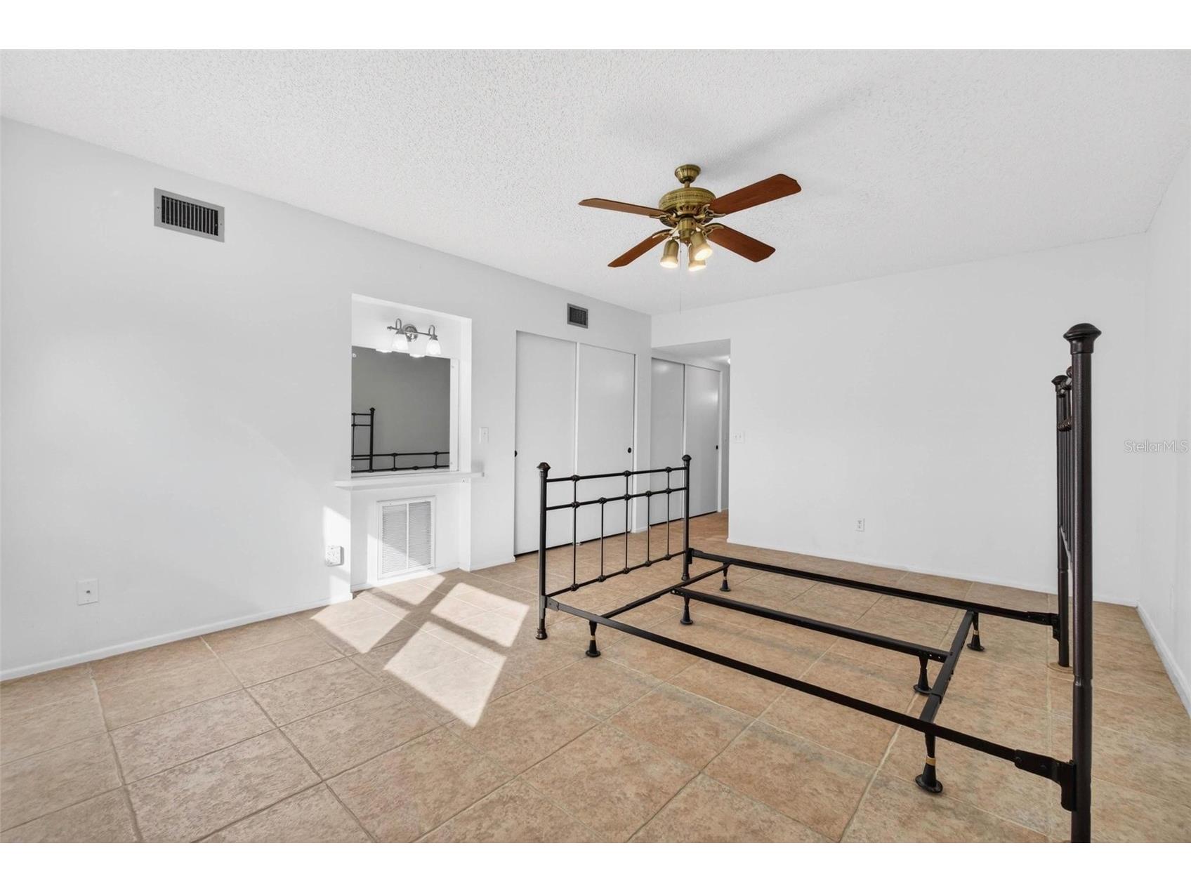 2295 Americus Boulevard E #7 Clearwater FL 33763 TB8497408 image17