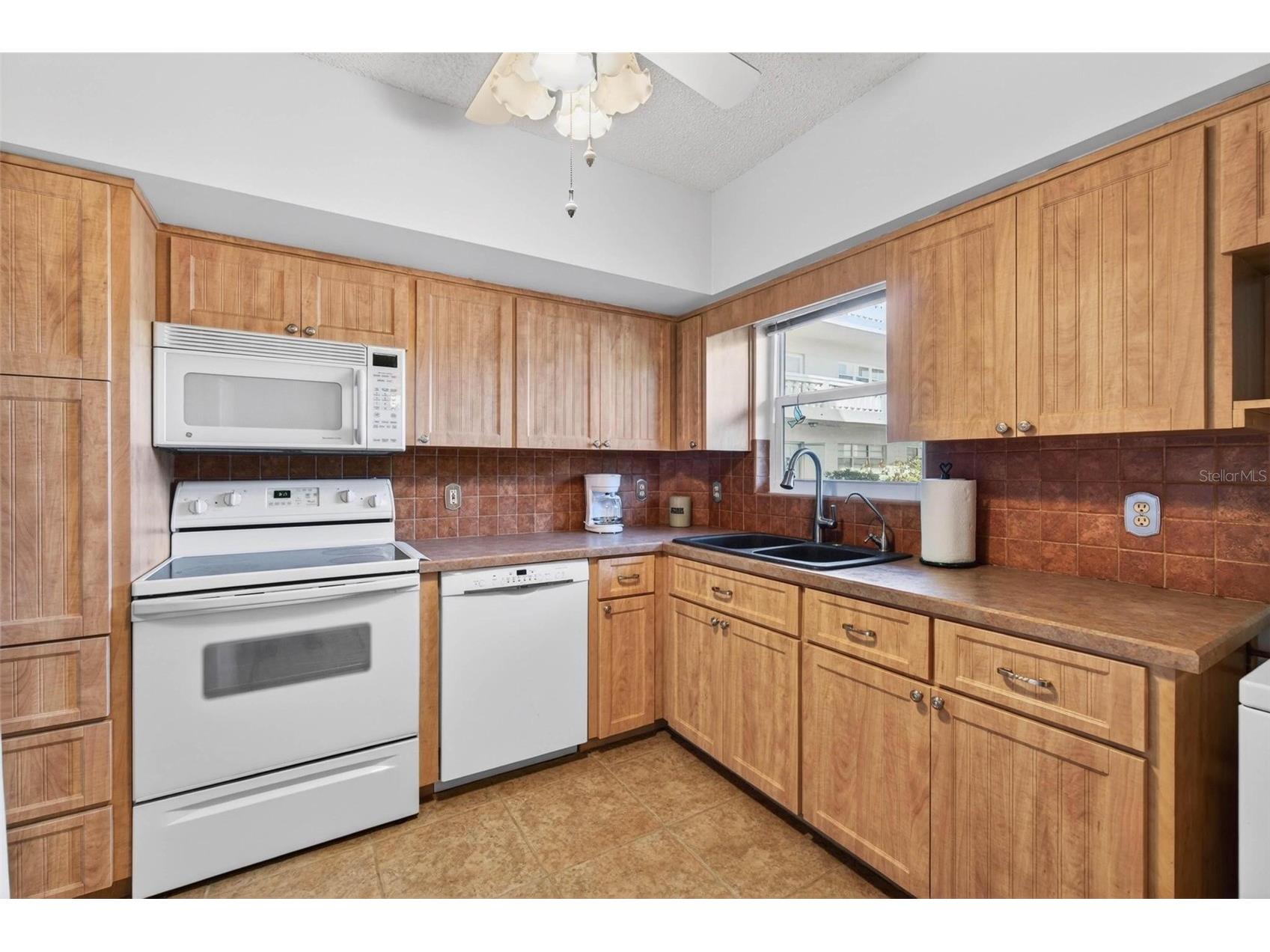 2295 Americus Boulevard E #7 Clearwater FL 33763 TB8497408 image4
