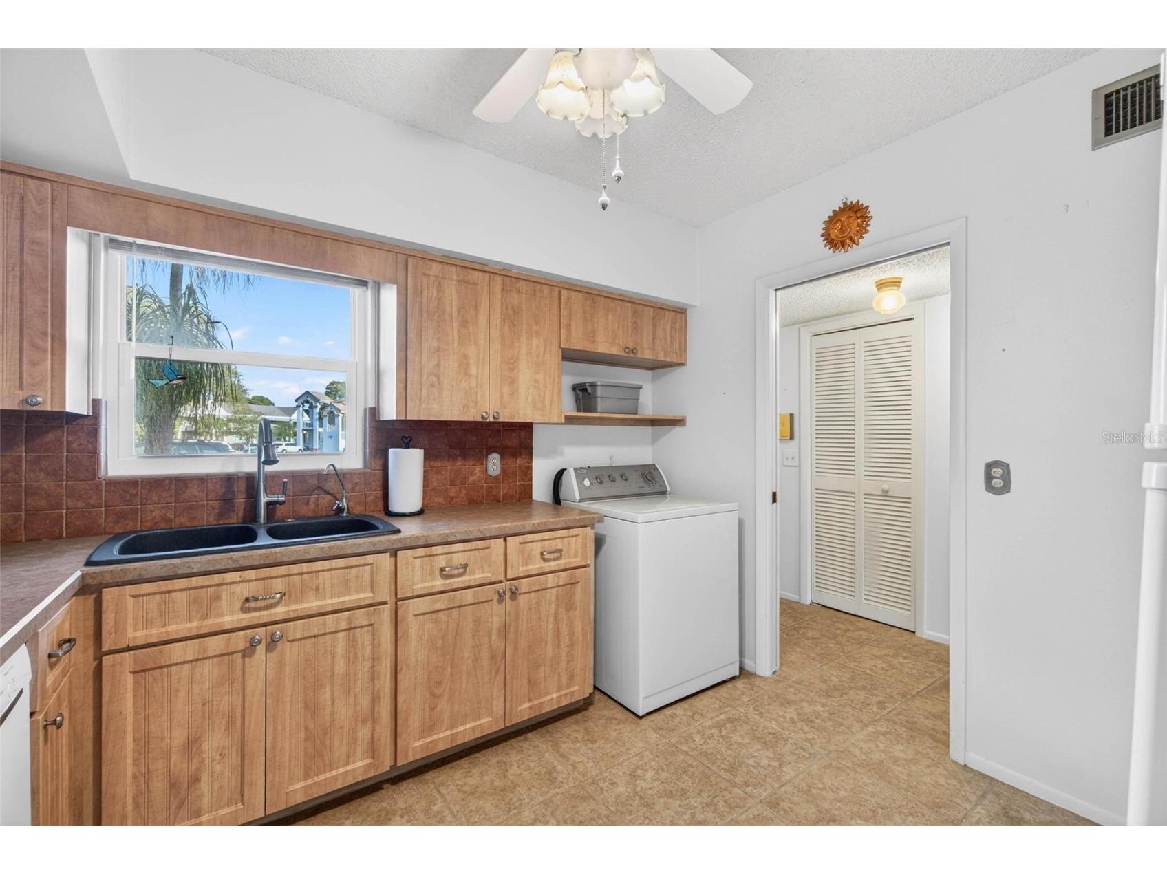 2295 Americus Boulevard E #7 Clearwater FL 33763 TB8497408 image5