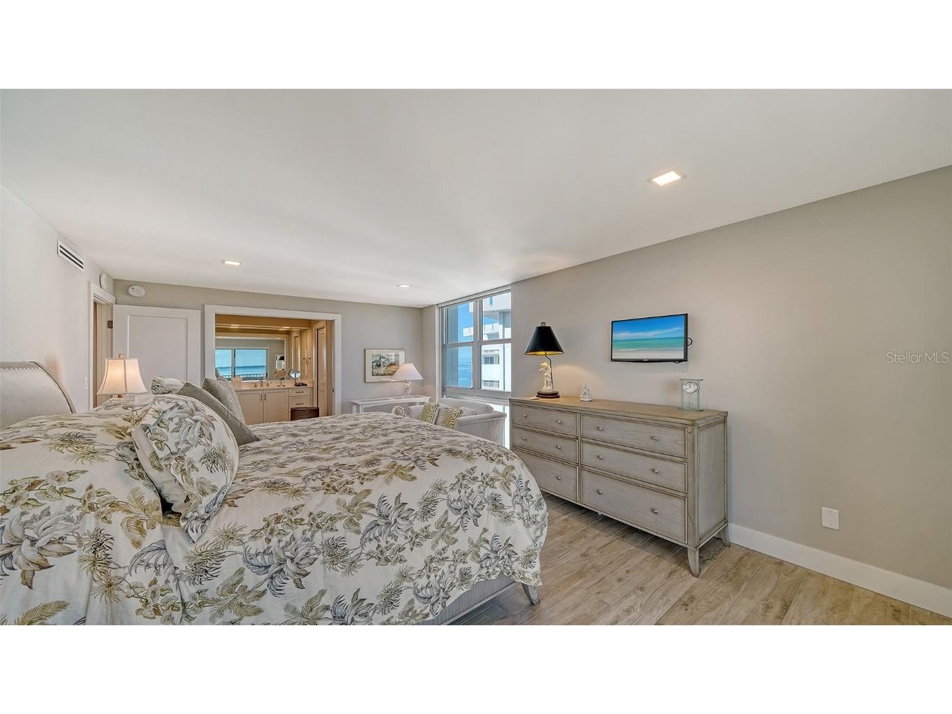 2295 Gulf Of Mexico Drive #115S Longboat Key FL 34228 - GULF OF MEXICO A4670081 image24