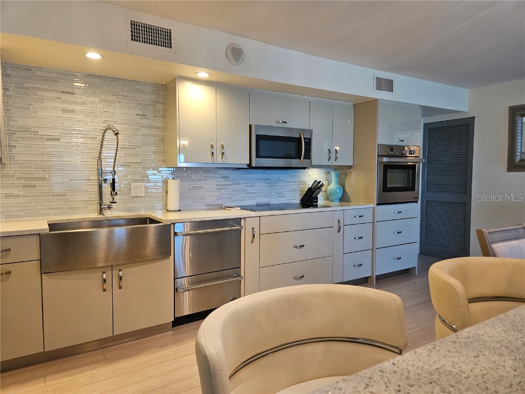 2295 Gulf Of Mexico Drive #83S Longboat Key FL 34228 TB8403758 image2