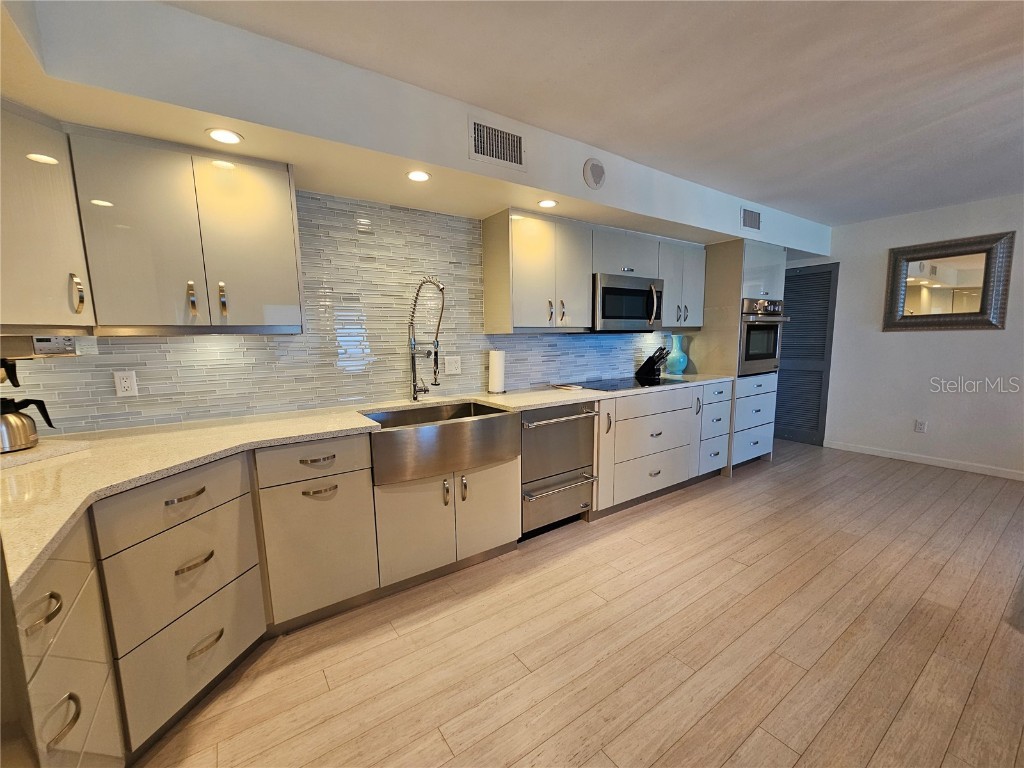 2295 Gulf Of Mexico Drive #83S Longboat Key FL 34228 TB8403758 image6