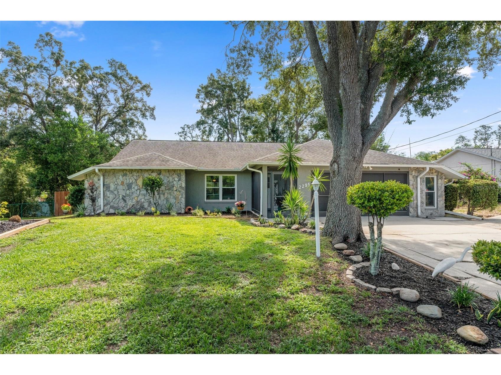 2295 Rio Circle Spring Hill FL 34608 W7876687 image1