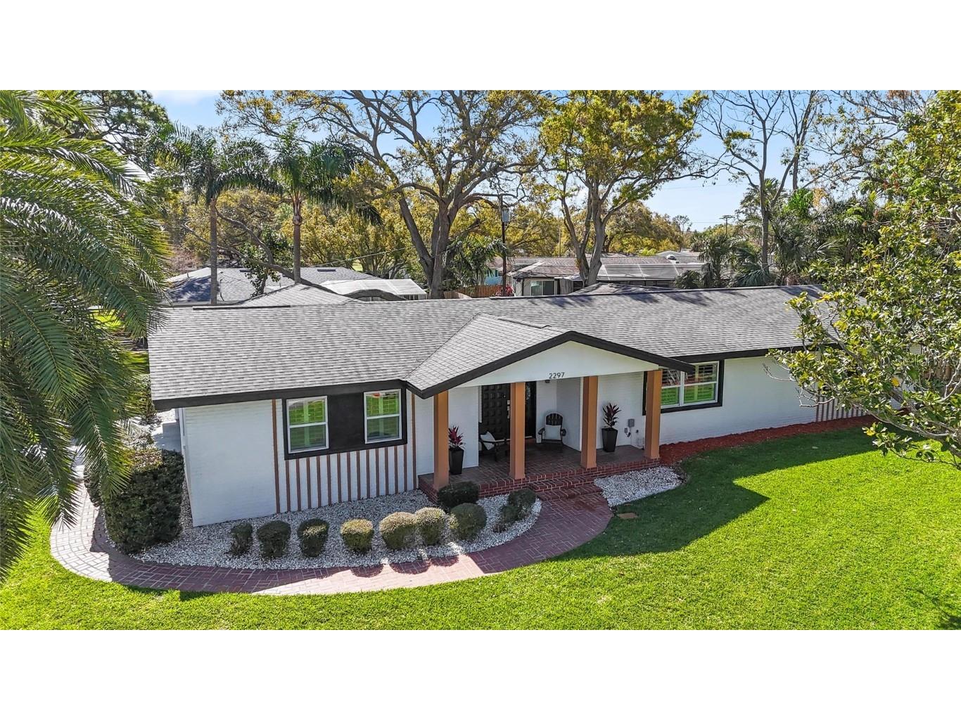 2297 Demaret Drive Dunedin FL 34698 TB8360670 image1