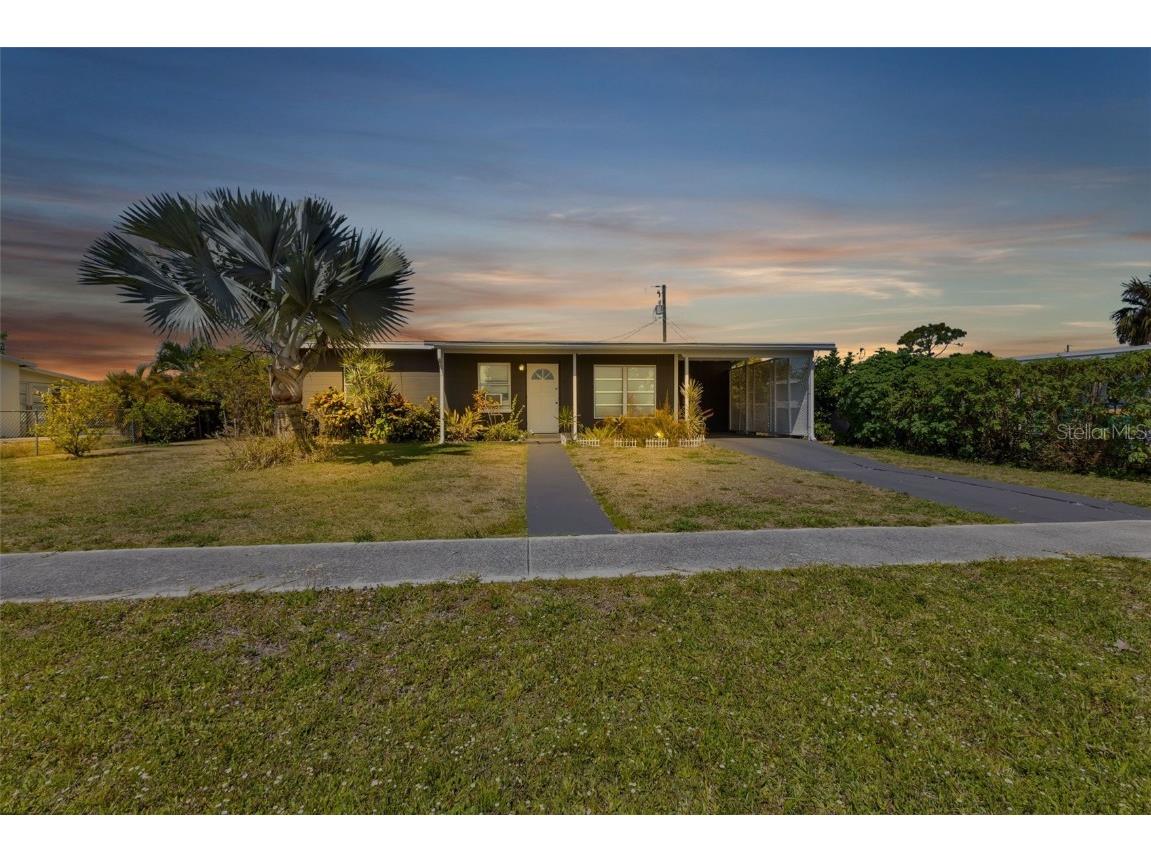2297 Wiley Street Port Charlotte FL 33952 C7491624 image1