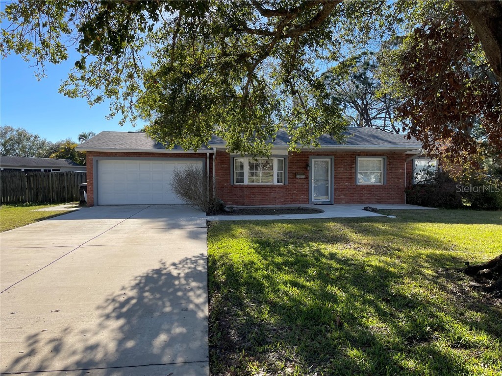 2298 66th Avenue N Saint Petersburg FL 33702 U8170857 image1