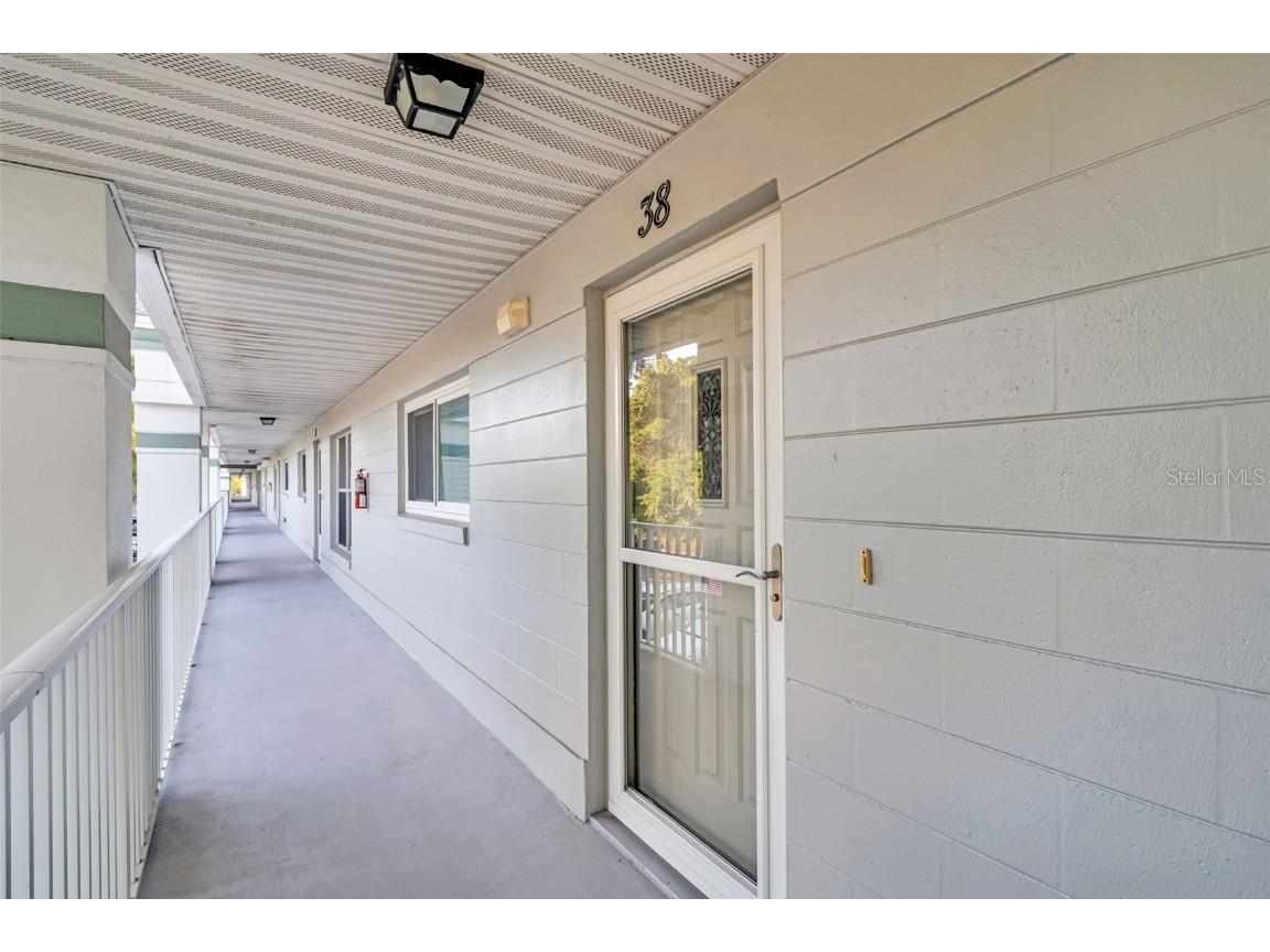 2298 Americus Boulevard E #38 Clearwater FL 33763 TB8446058 image1