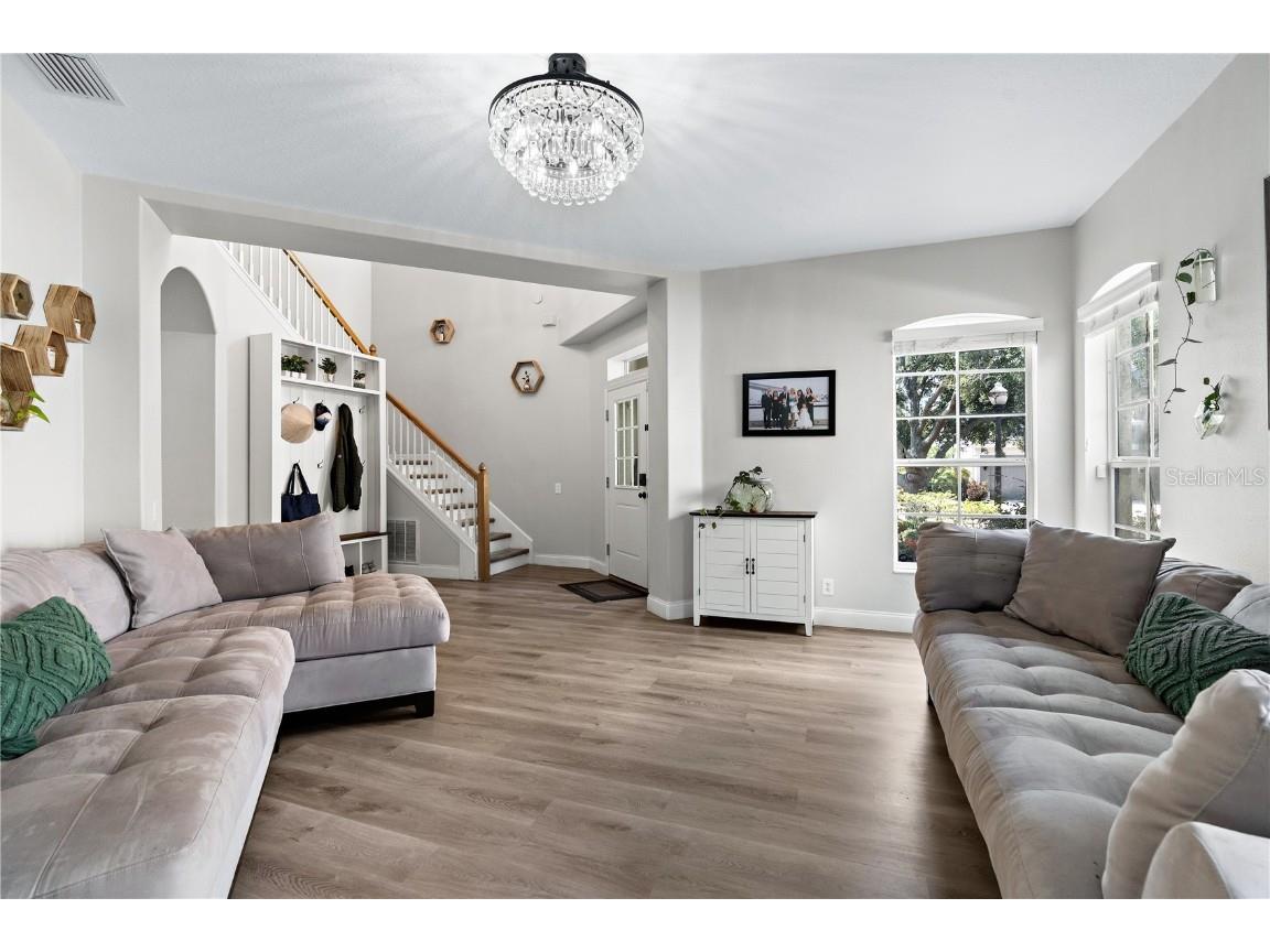 2298 Hannah Way N Dunedin FL 34698 TB8419816 image20