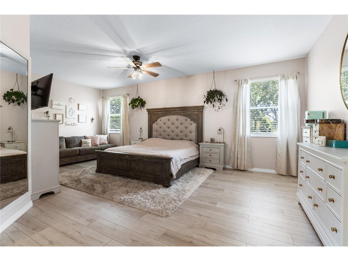 2298 Hannah Way N Dunedin FL 34698 TB8419816 image30