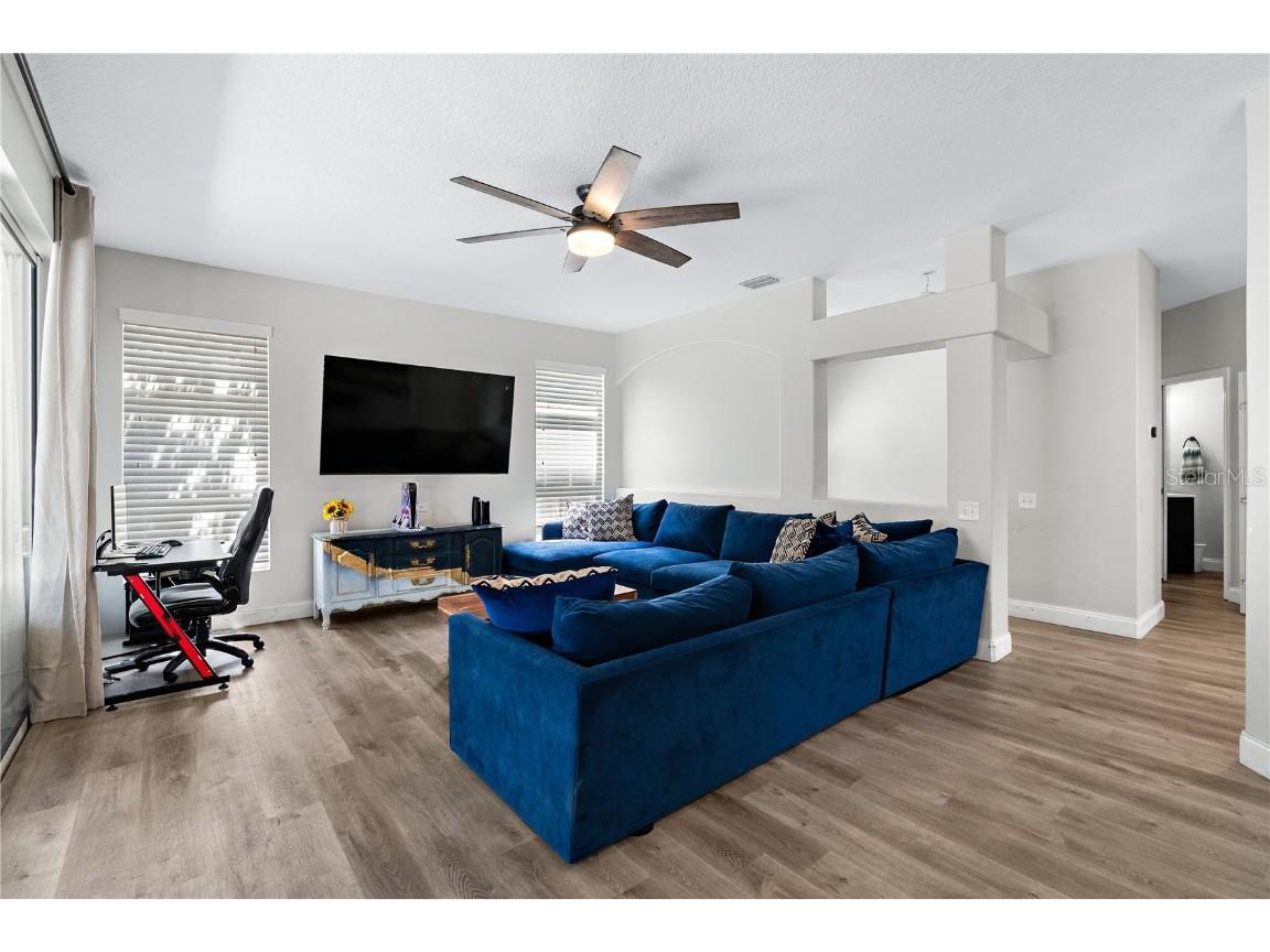 2298 Hannah Way N Dunedin FL 34698 TB8419816 image7