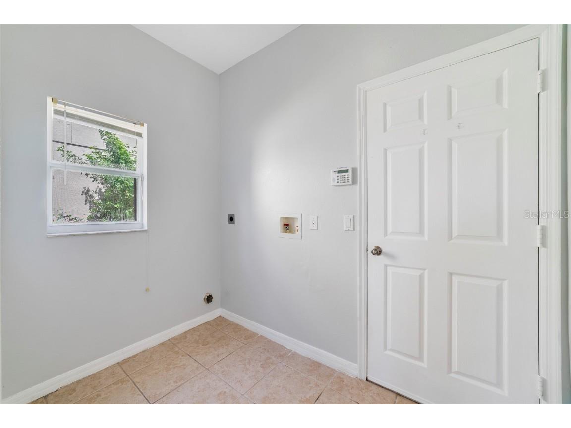 2298 The Oaks Boulevard Kissimmee FL 34746 O6325623 image19