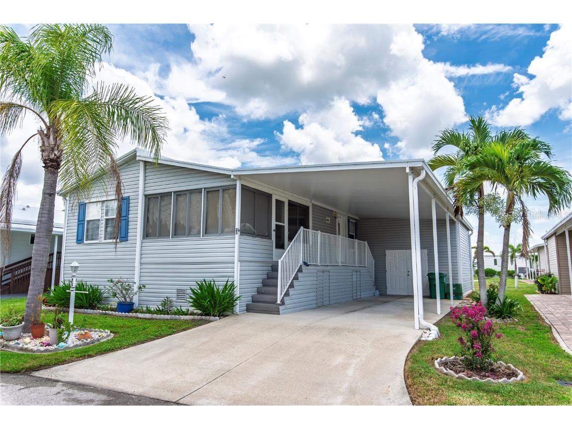 23 Brink Avenue Punta Gorda FL 33950 C7502933 image1