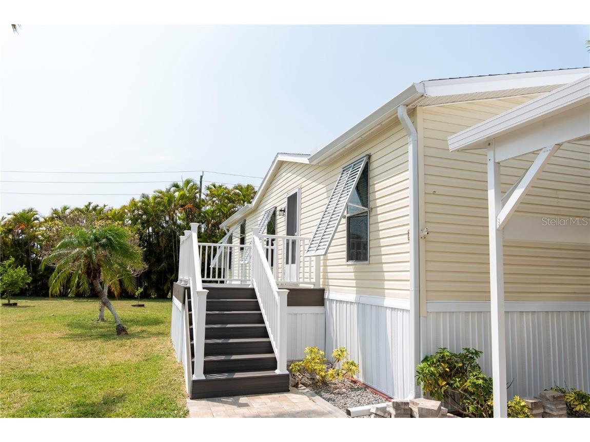 23 Holland Drive Punta Gorda FL 33950 - ALLIGATOR CREEK C7492820 image3