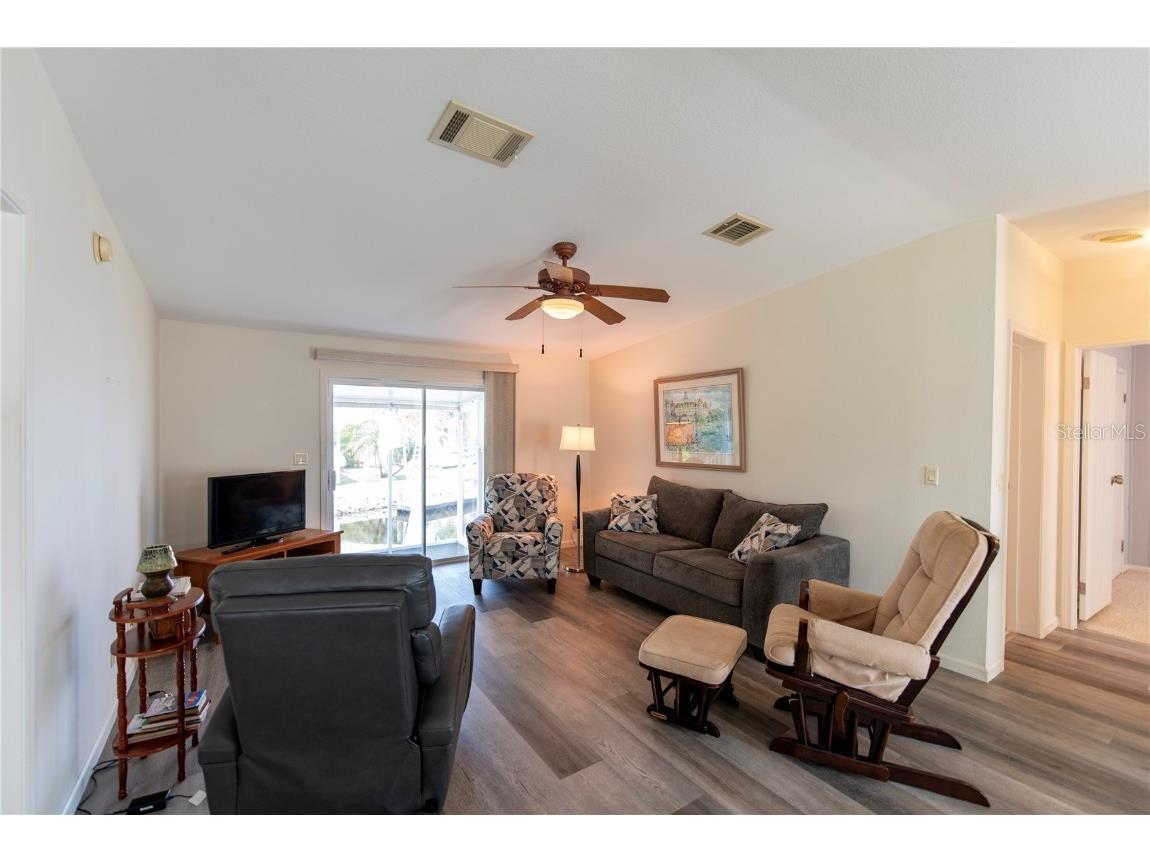 23 Holland Drive Punta Gorda FL 33950 - ALLIGATOR CREEK C7492820 image6