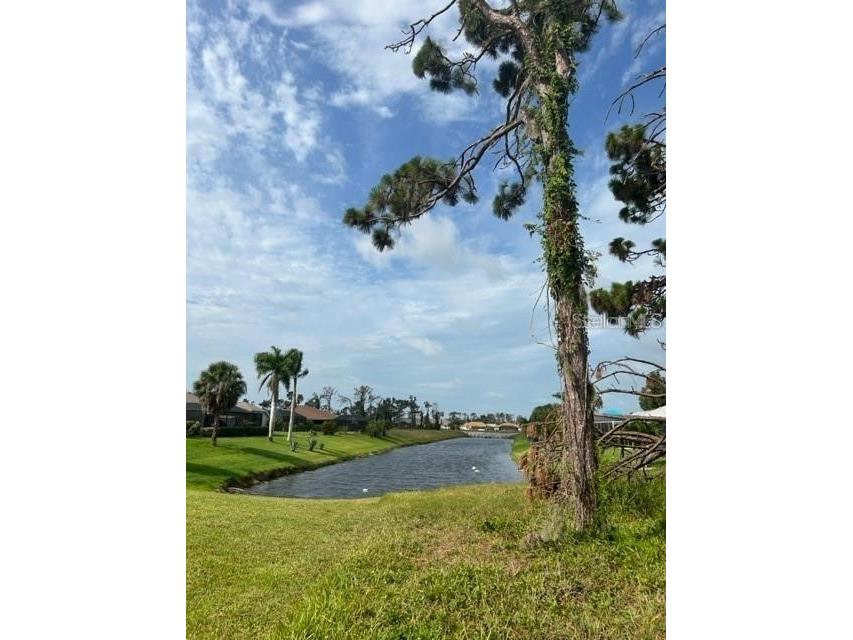 23 Medalist Circle Rotonda West FL 33947 A4657682 image1