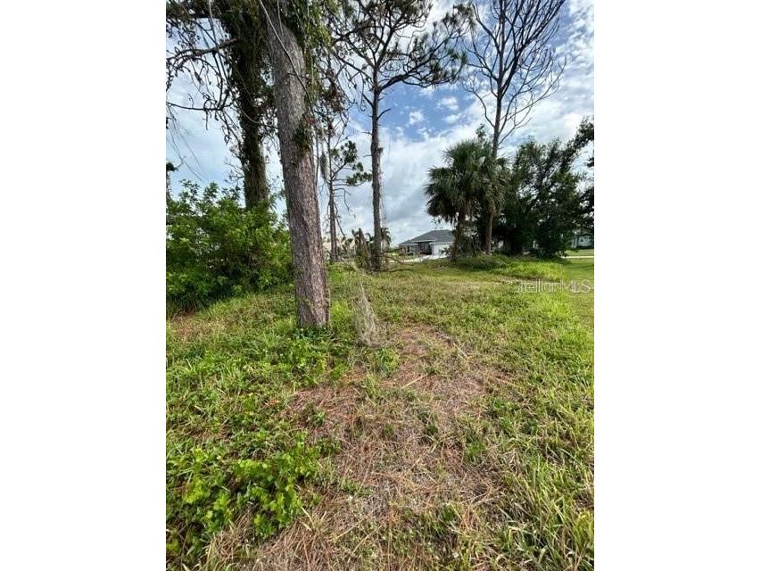 23 Medalist Circle Rotonda West FL 33947 A4657682 image3