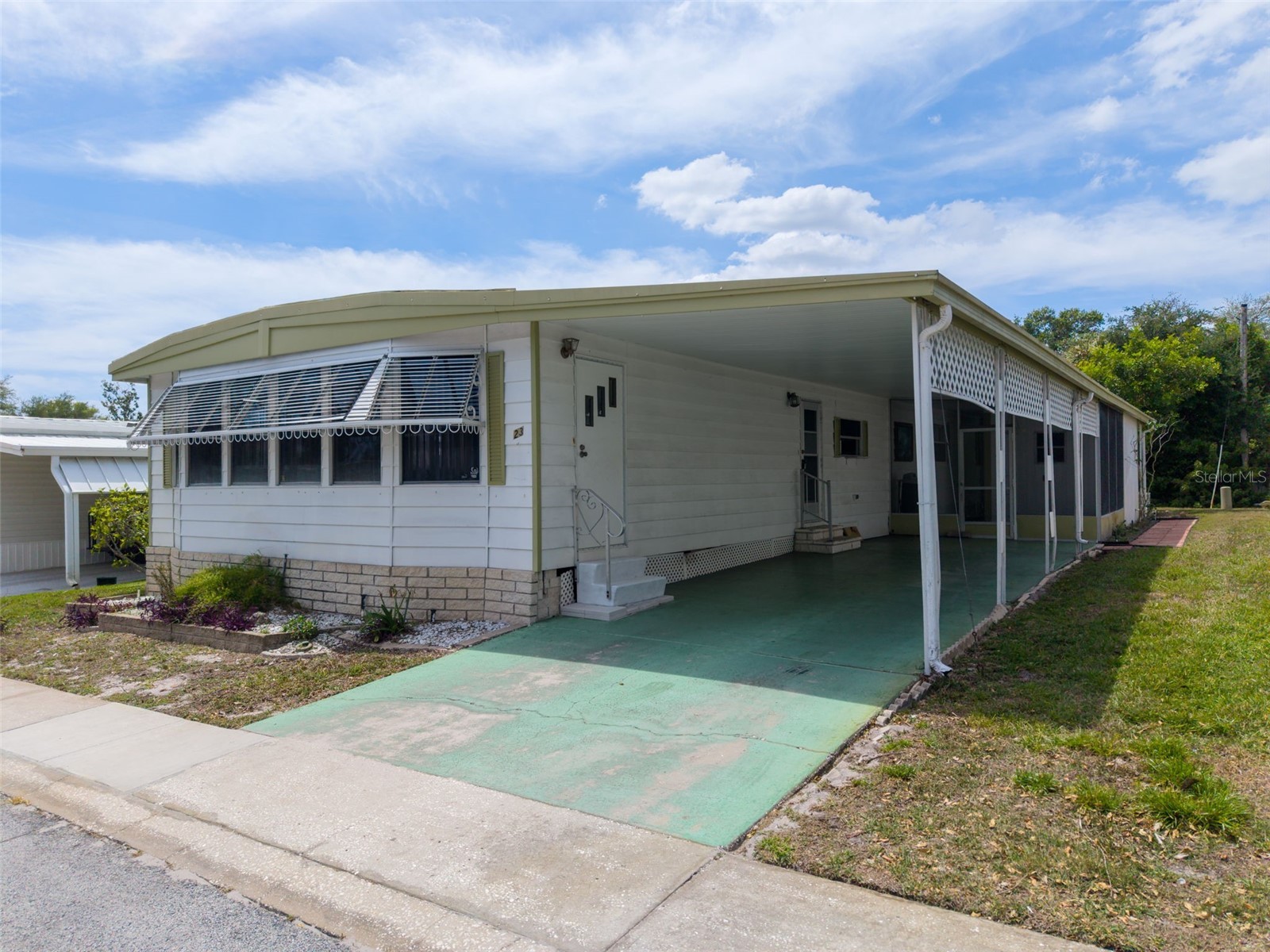 23 Mountain Laurel Drive Palm Harbor FL 34684 TB8490077 image2