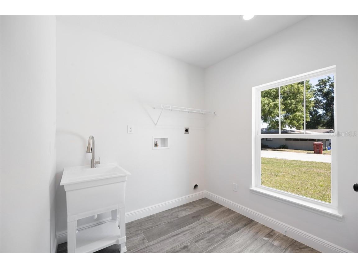 23 N Edwards Street Plant City FL 33563 TB8413574 image11