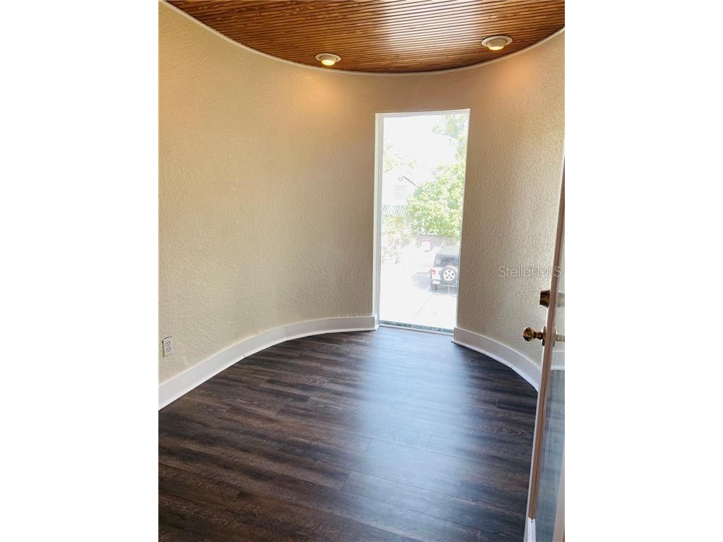 23 N Summerlin Avenue Orlando FL 32801 O6341667 image3