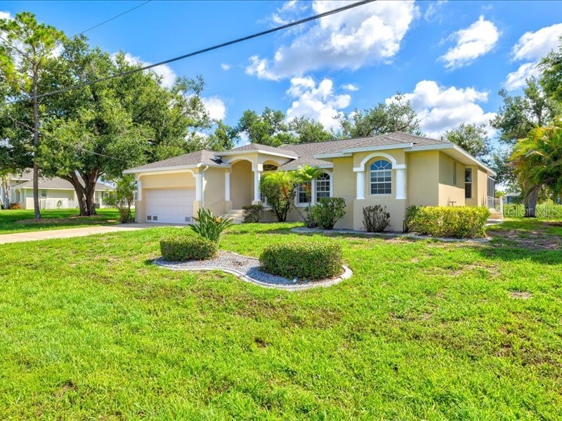 23 Pine Valley Court Rotonda West FL 33947 D6142704 image1