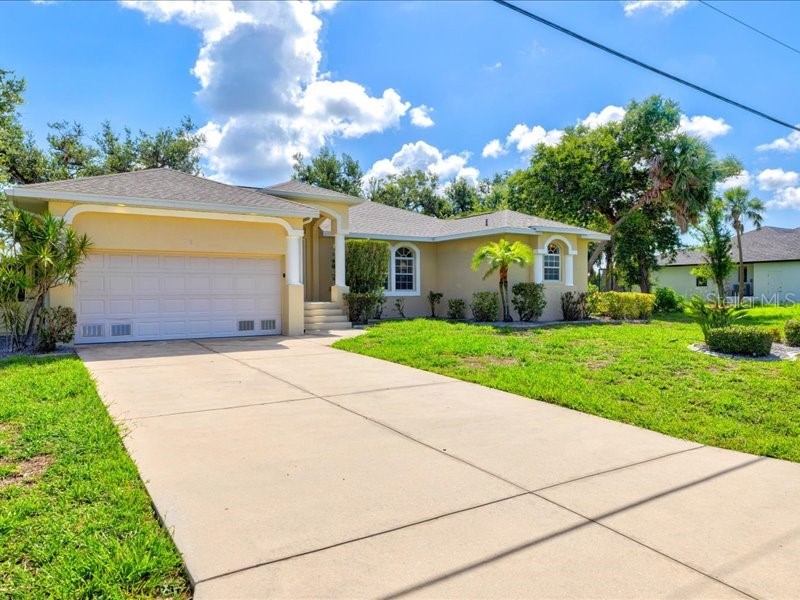 23 Pine Valley Court Rotonda West FL 33947 D6142704 image3