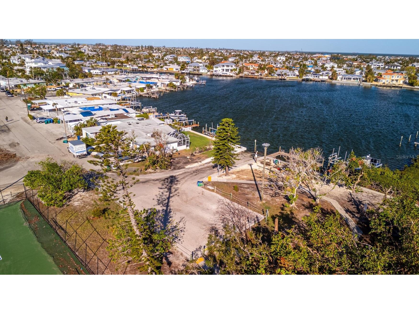 23 Seaside Court Holmes Beach FL 34217 A4629905 image23
