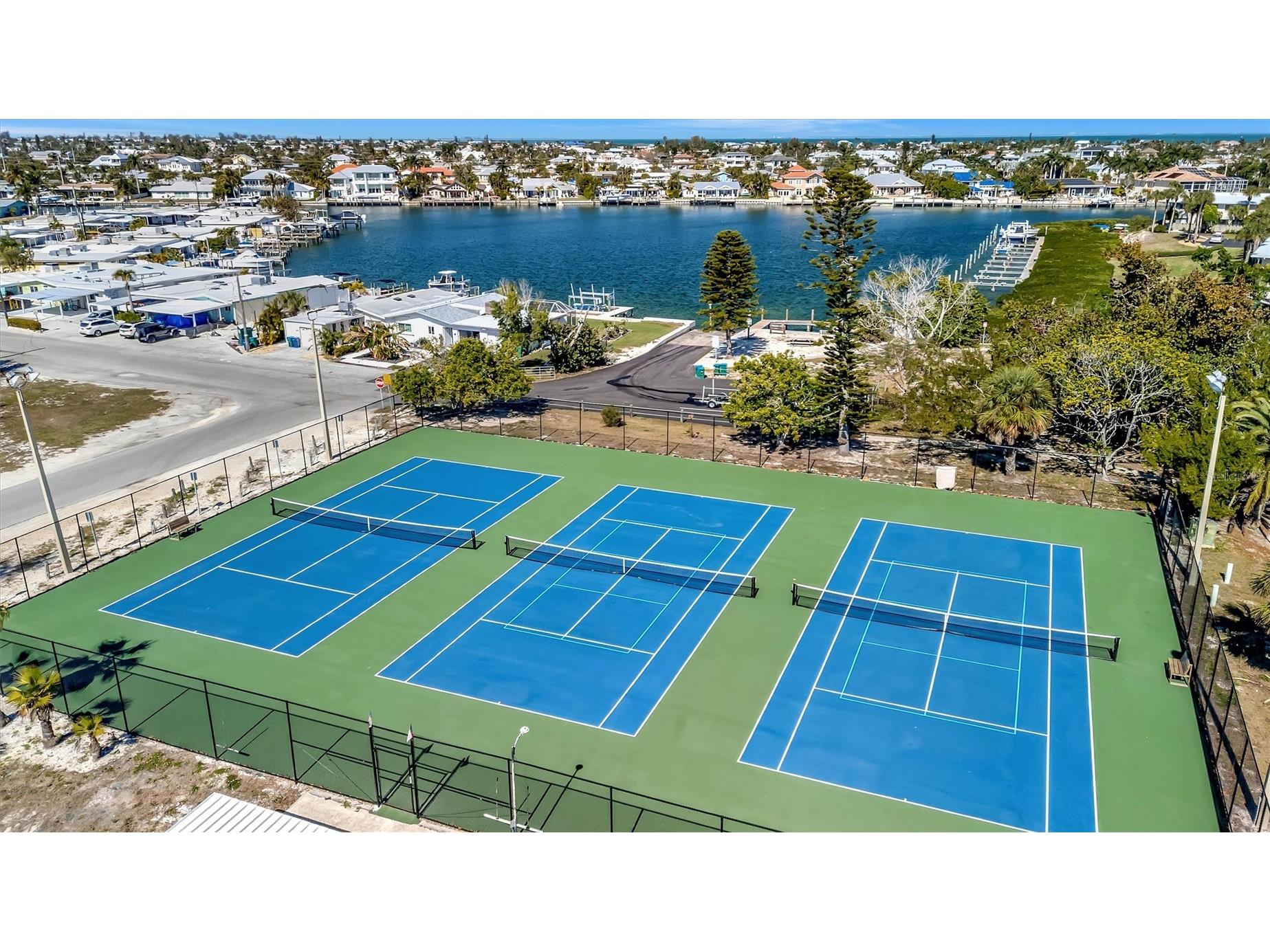 23 Seaside Court Holmes Beach FL 34217 A4629905 image33