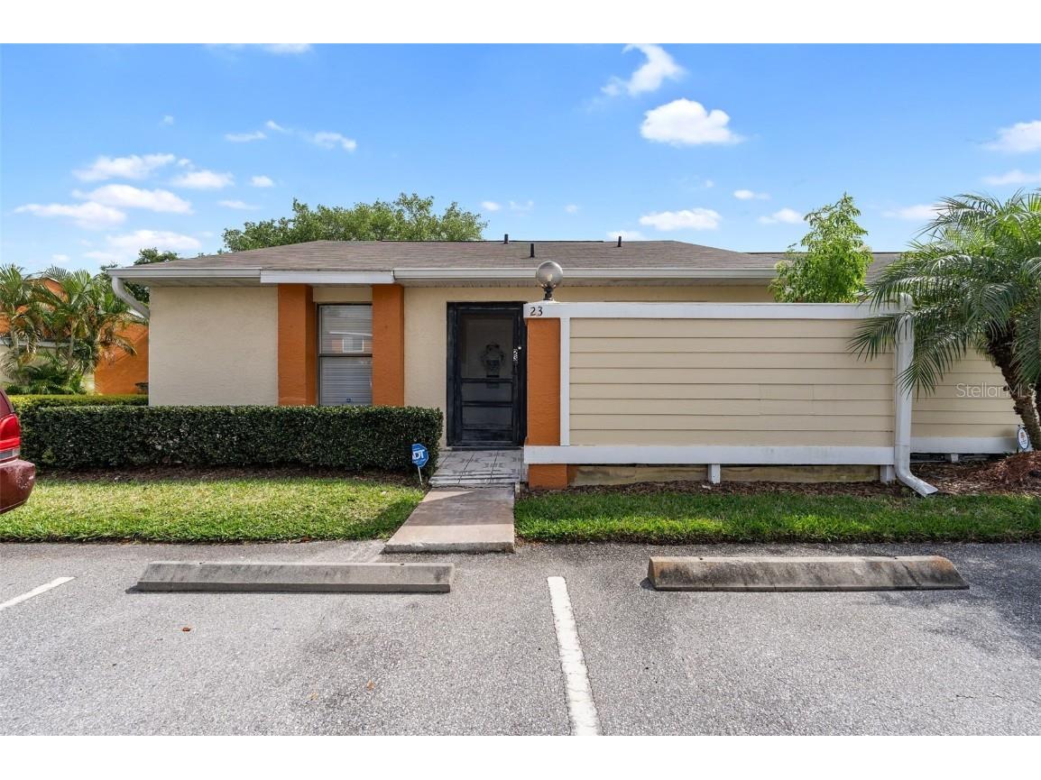 23 Silver Swan Court Kissimmee FL 34743 O6190891 image1