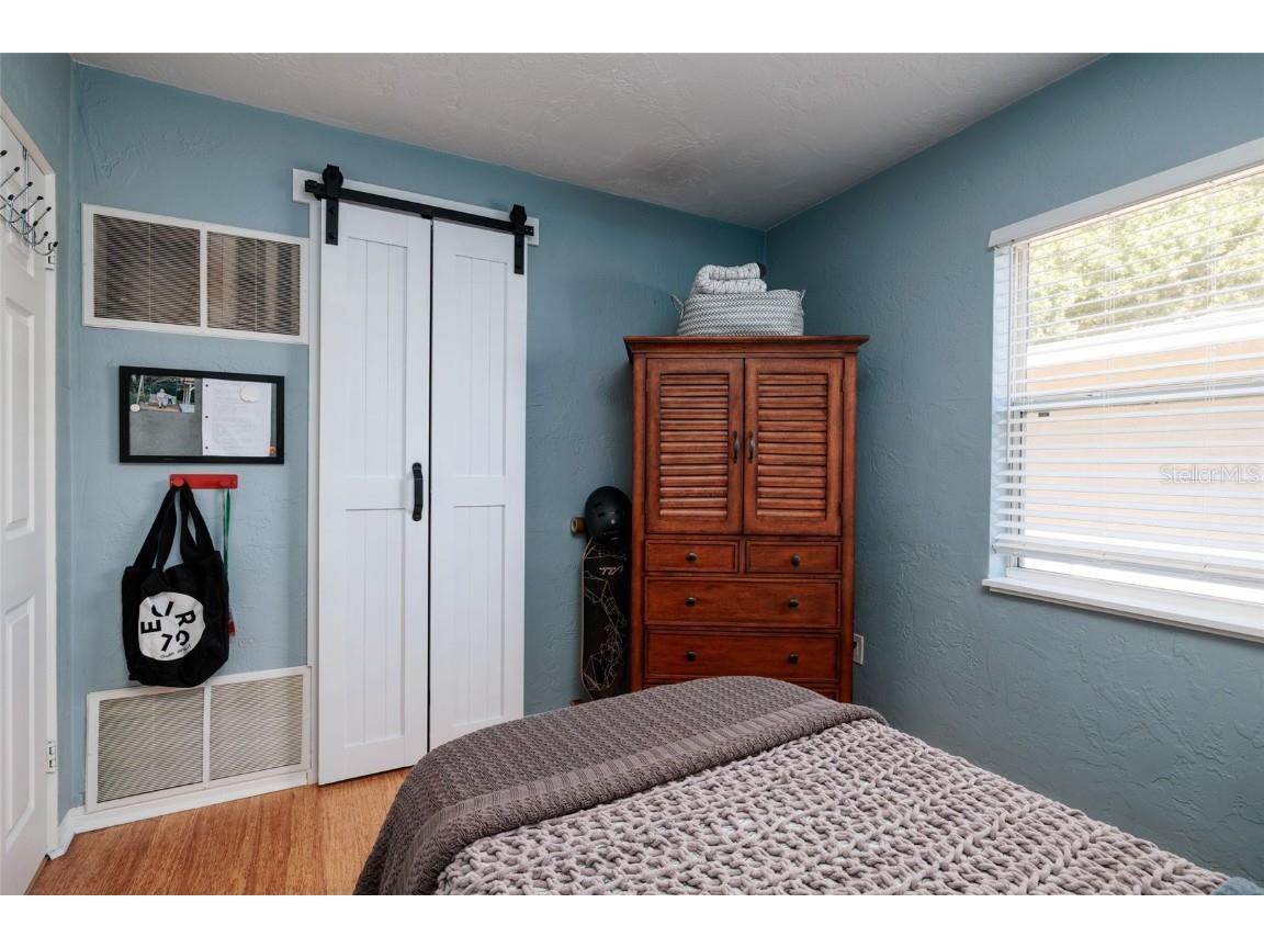 230 43rd Avenue NE Saint Petersburg FL 33703 TB8446507 image26