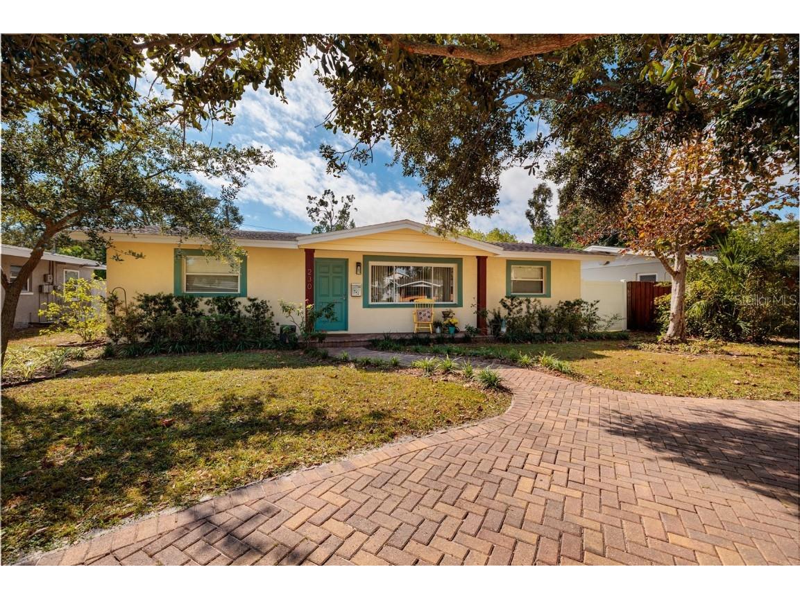 230 43rd Avenue NE Saint Petersburg FL 33703 TB8446507 image37