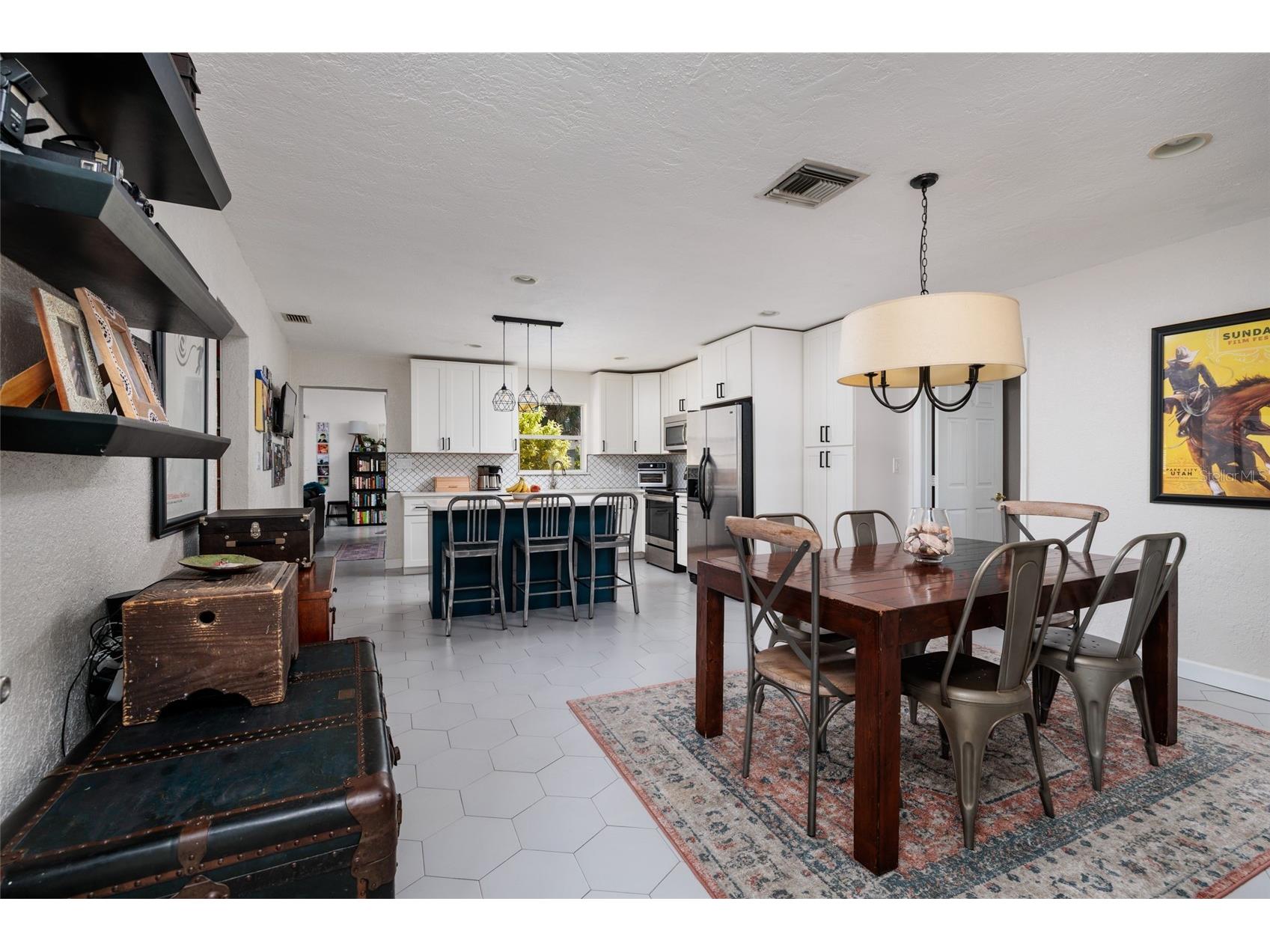 230 43rd Avenue NE Saint Petersburg FL 33703 TB8511762 image10
