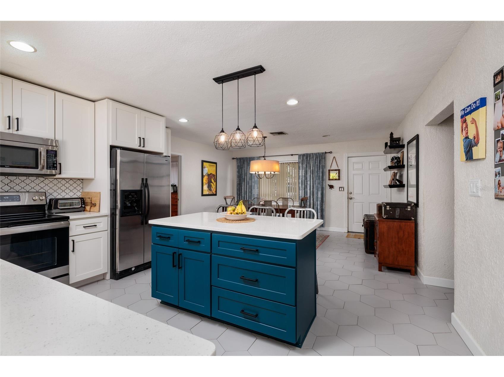 230 43rd Avenue NE Saint Petersburg FL 33703 TB8511762 image13
