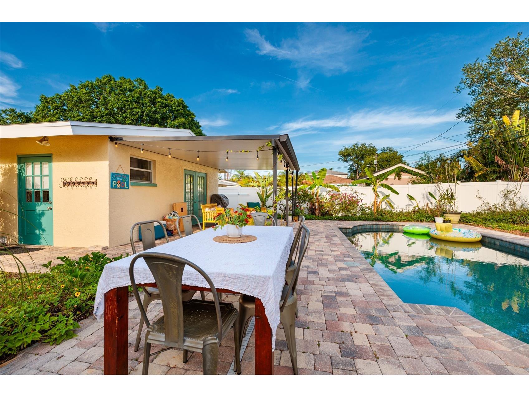 230 43rd Avenue NE Saint Petersburg FL 33703 TB8511762 image19
